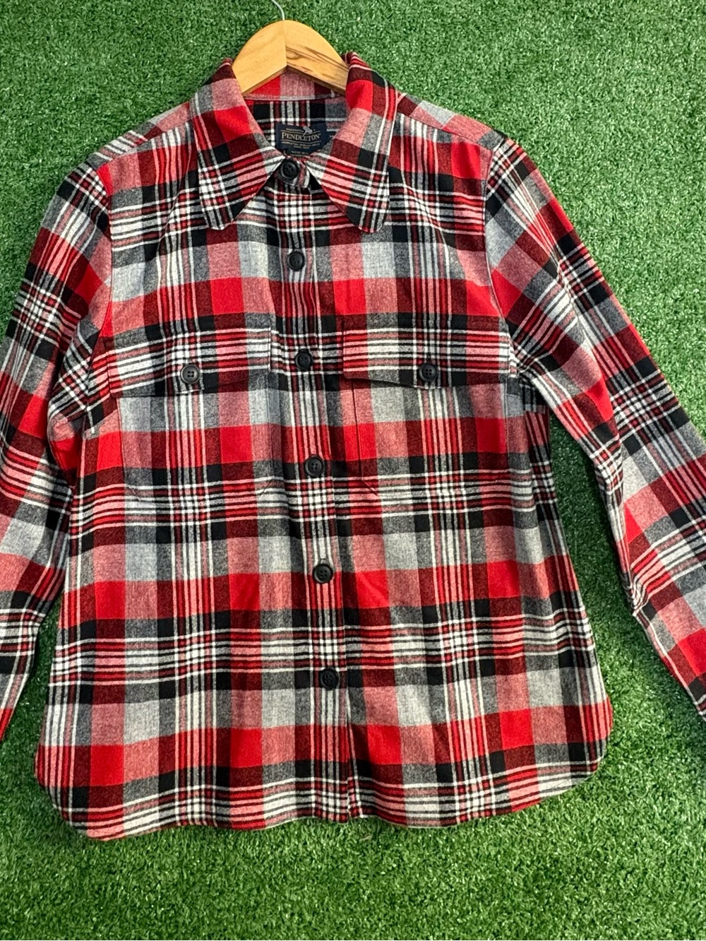 Pendleton | NWT Men's Lodge Ultra Luxe Merino Wool Flannel Plaid Shirt Sz Medium